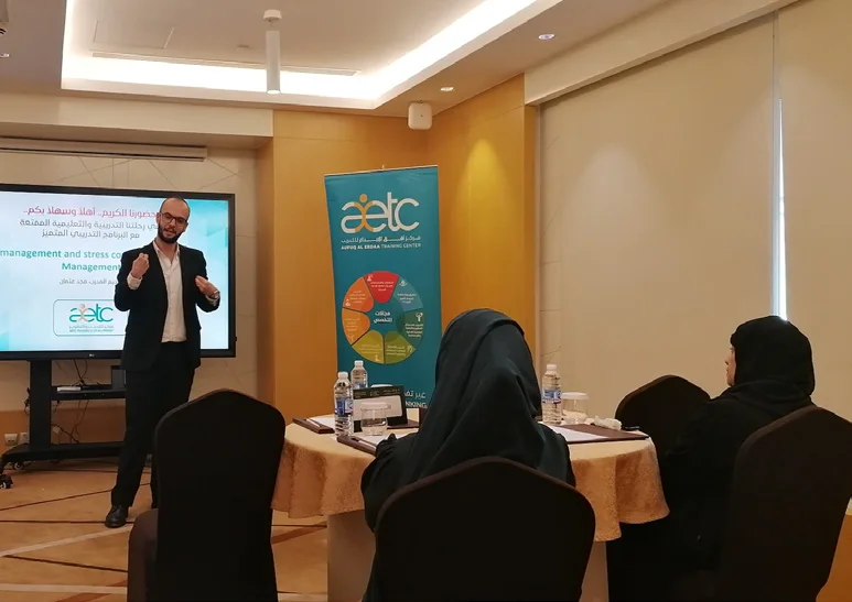 Majd delivering an effective management session for Dubai Government